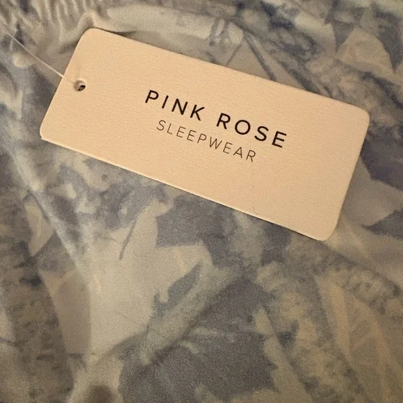 NWT Pink Rose Blue and White Camo Sleepwear Shorts - Picture 3 of 5
